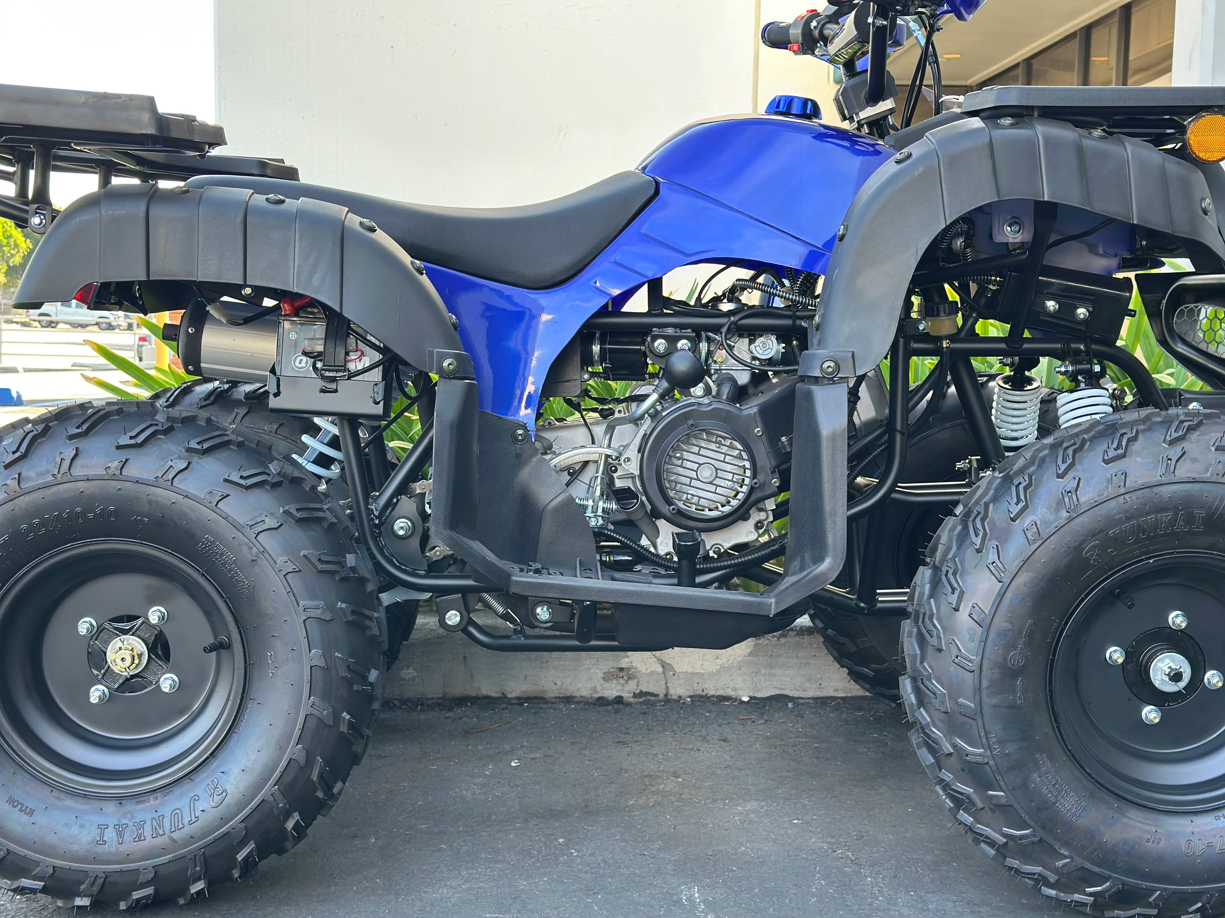 Venom Kodiak | 200cc ATV | Full-Size | Fully Automatic + Reverse - Image 17