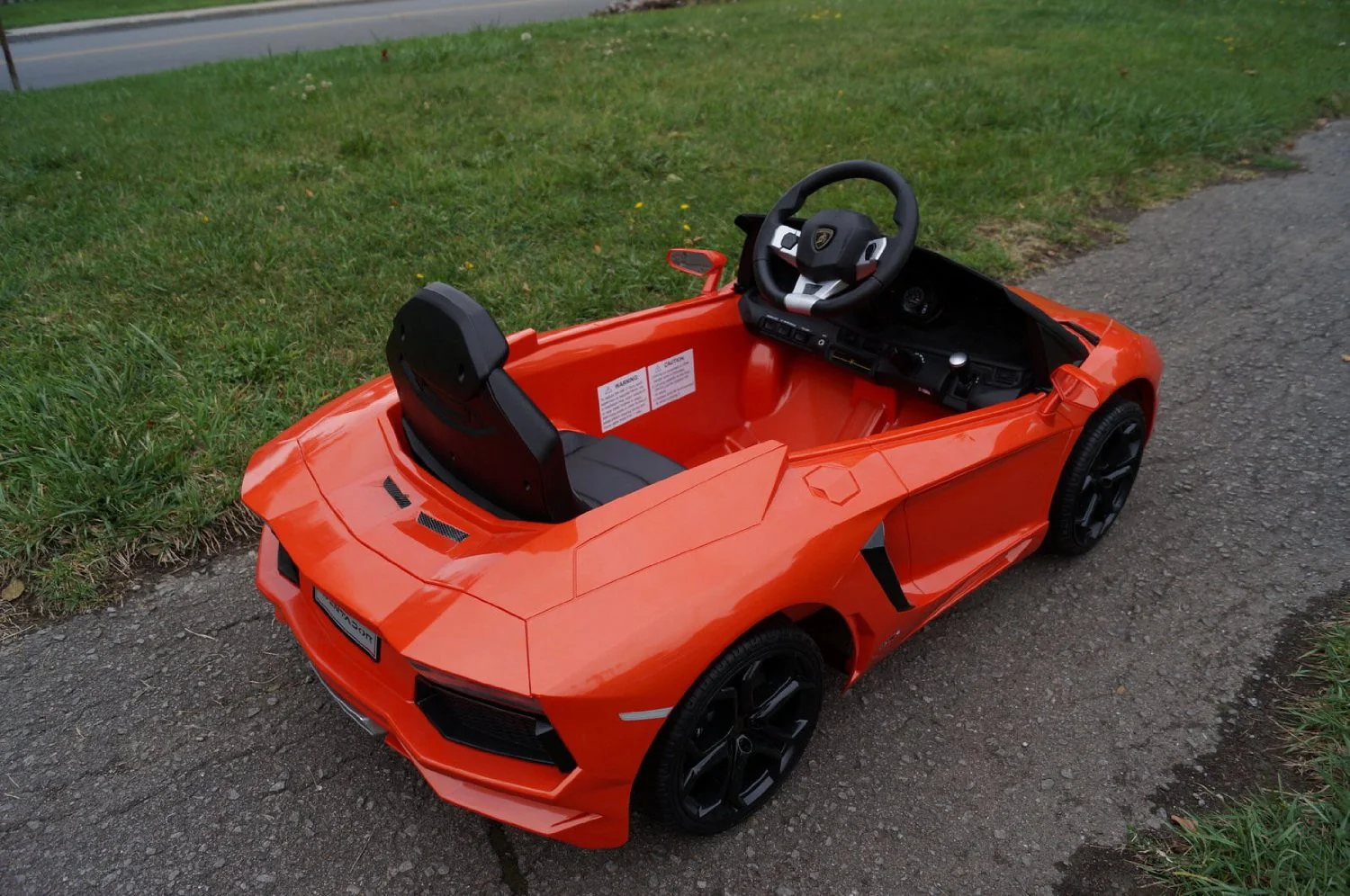 6V Lamborghini Aventador Ride On Toy - Battery Powered - Image 5