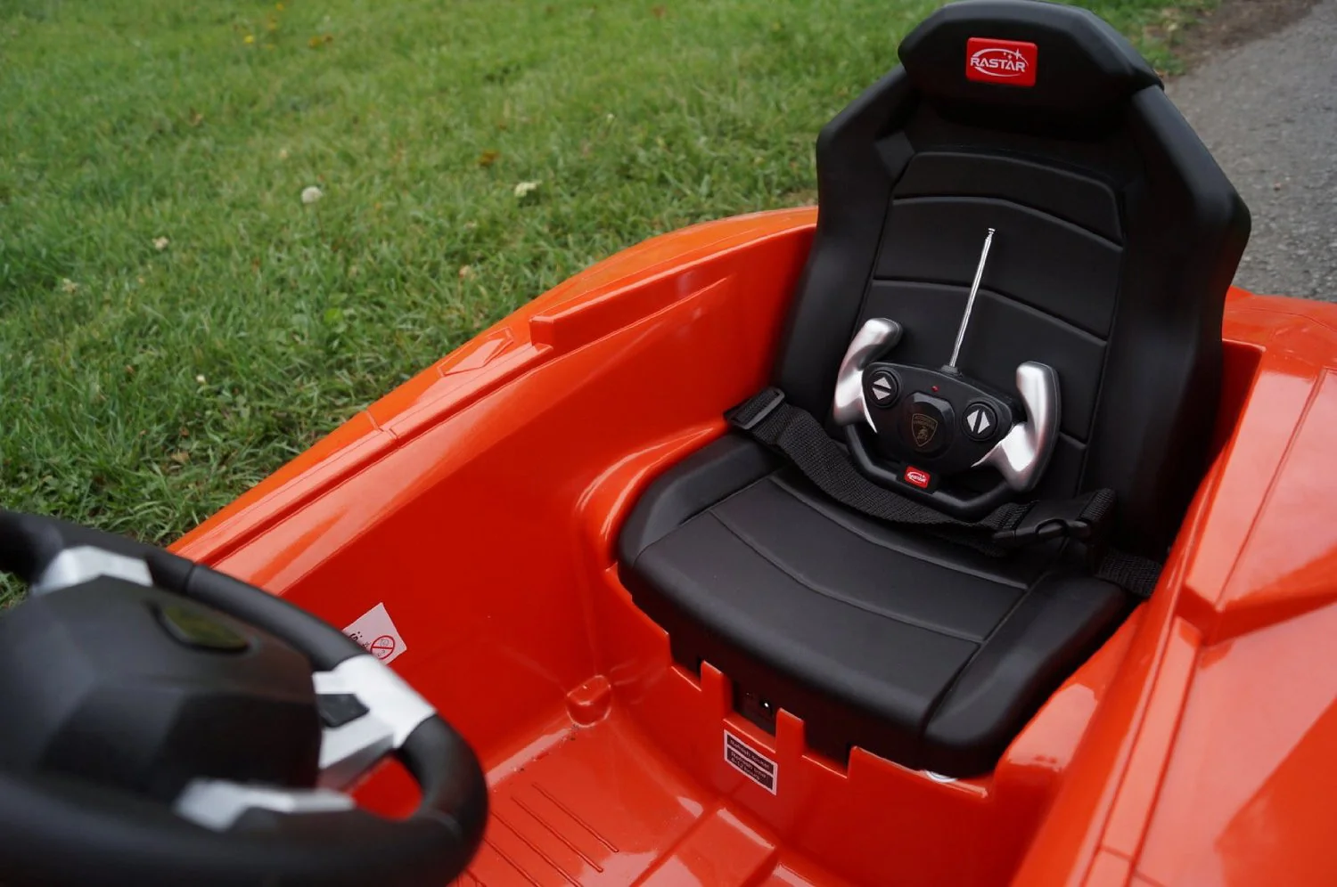 6V Lamborghini Aventador Ride On Toy - Battery Powered - Image 7