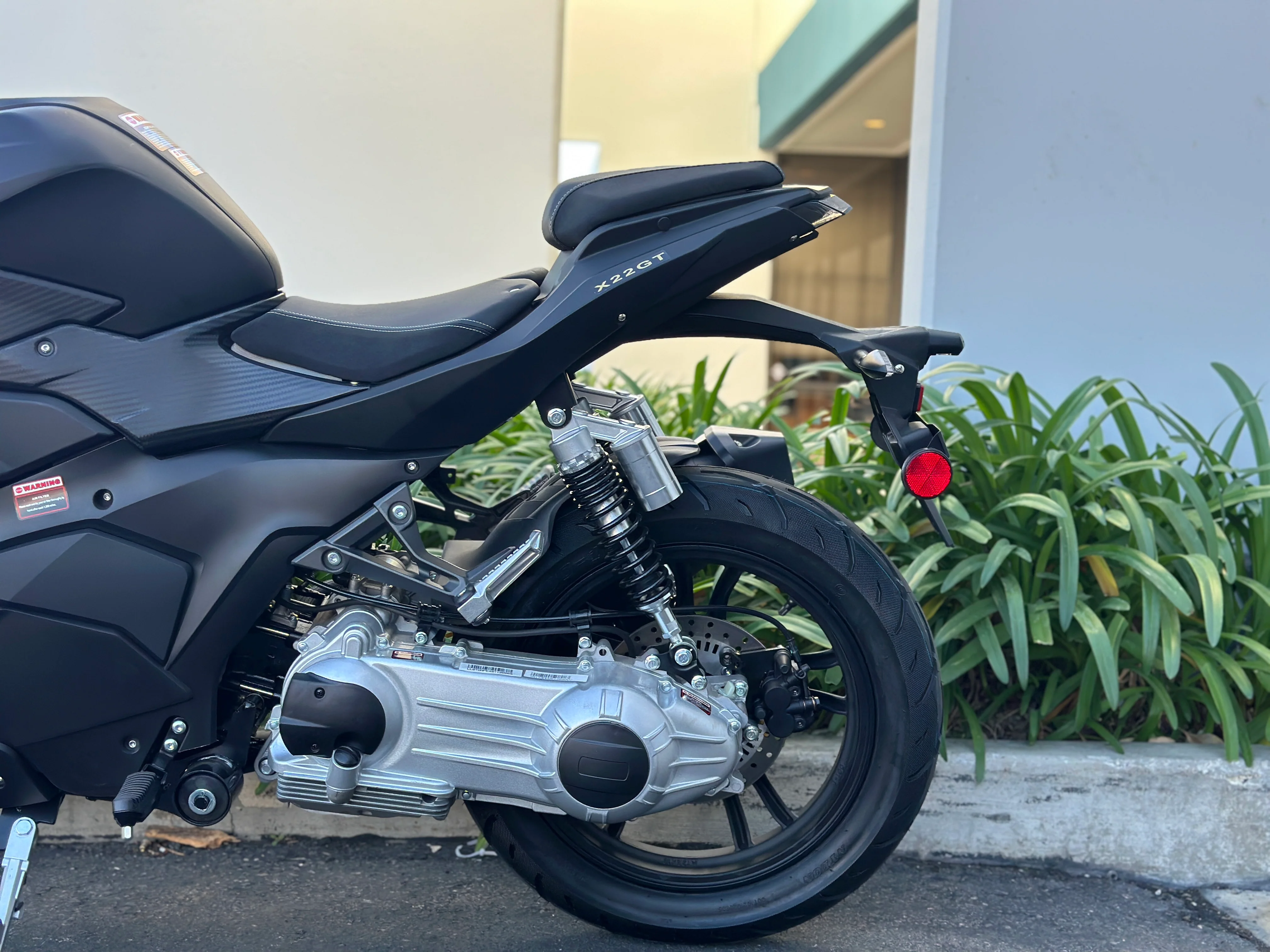 Venom x22GT EFI | 250cc Motorcycle | Automatic Transmission - Image 17