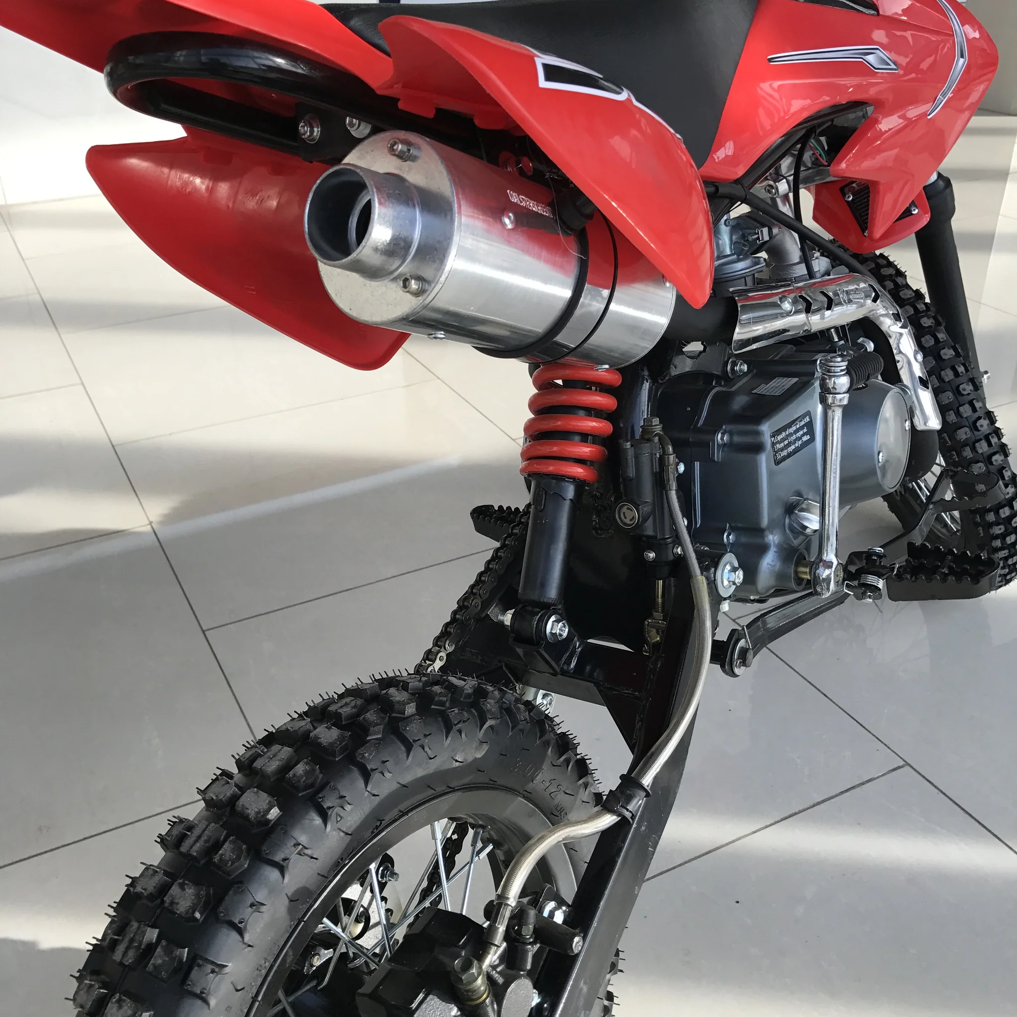 Venom Mamba 125cc Dirt Bike | Mid-Size - Image 15