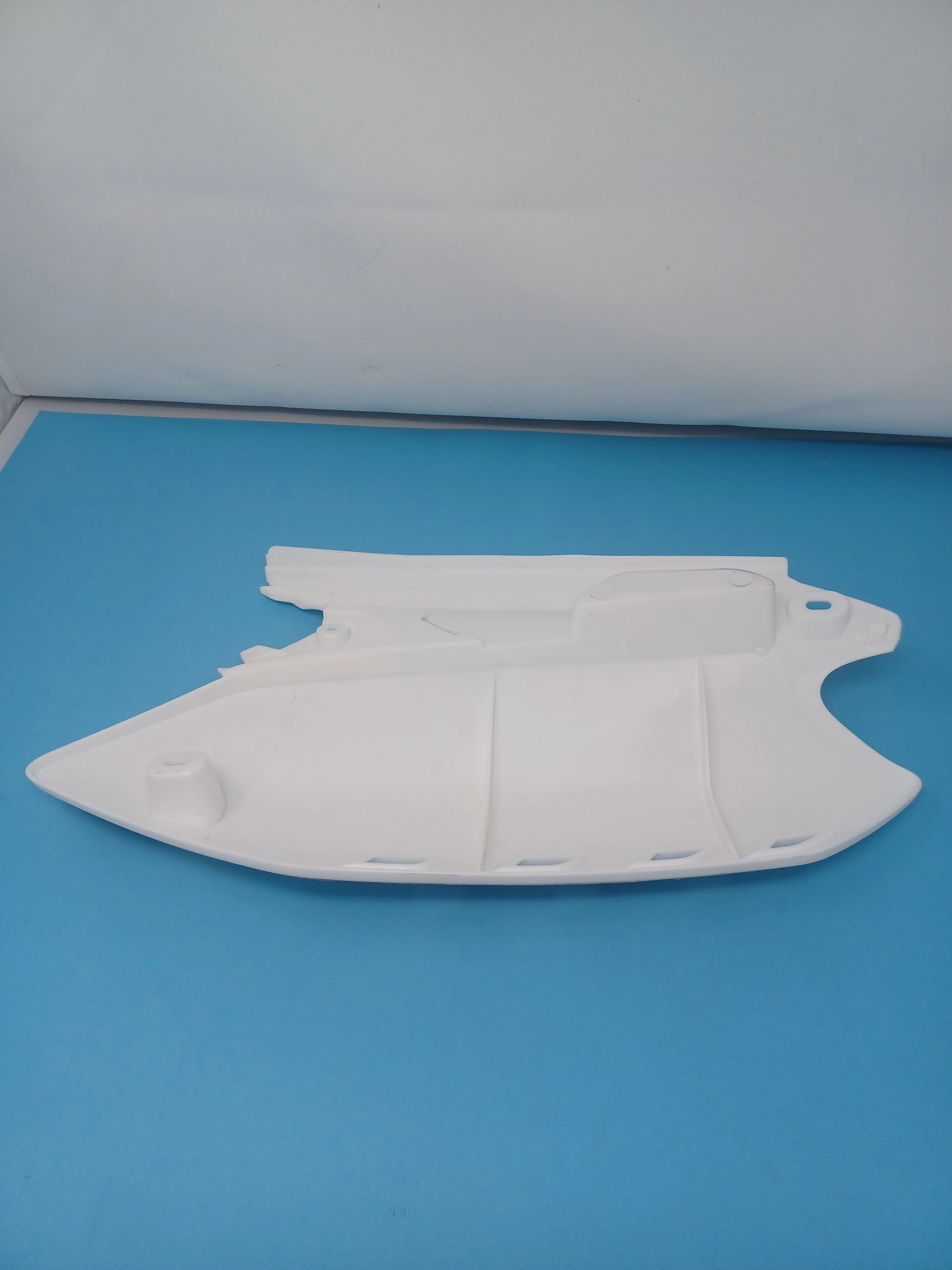Venom Thunder 125cc Dirt Bike | Right Rear Plastic (301052002001) - Image 6