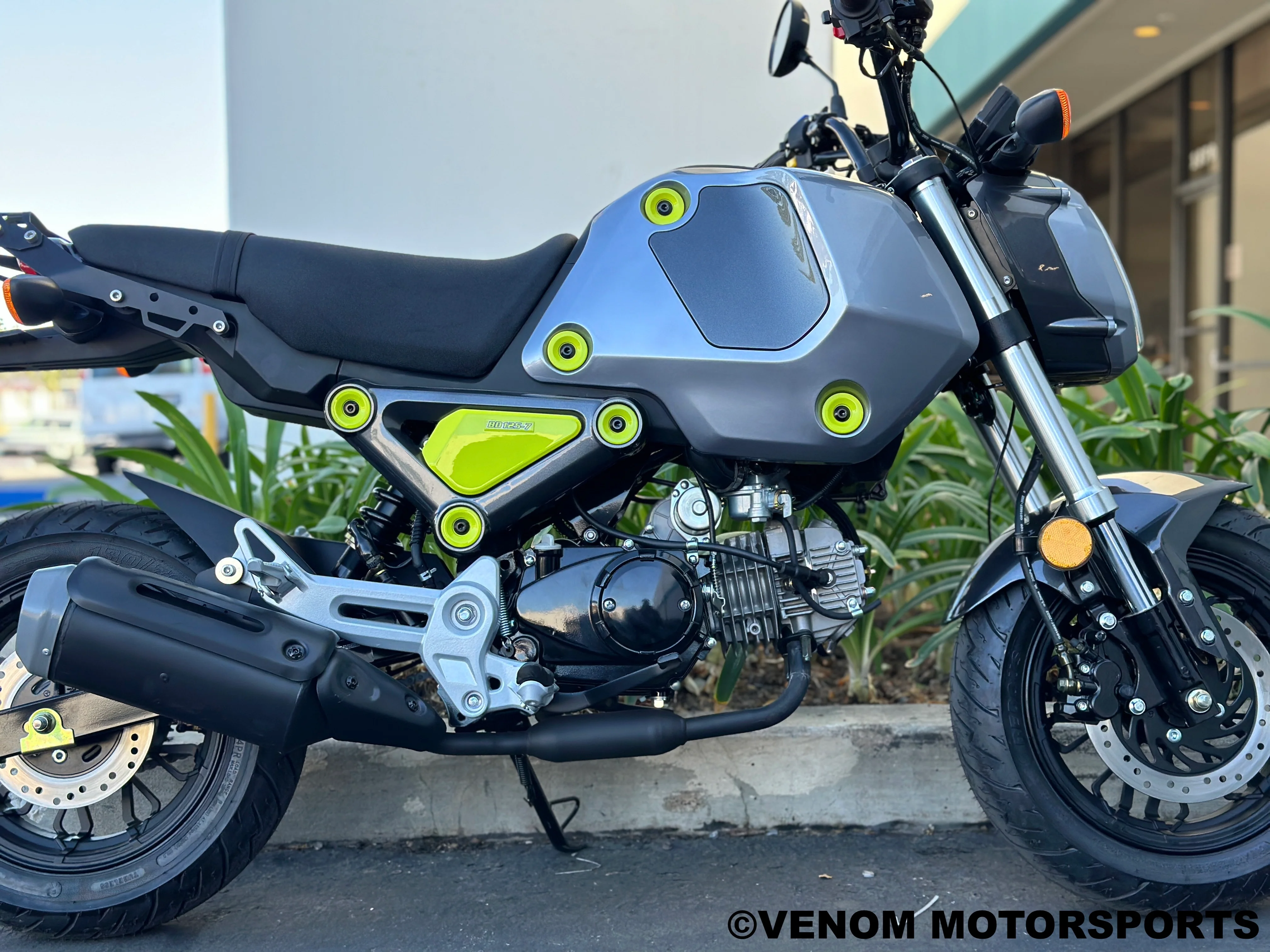 Venom x21RS | 125cc Motorcycle | 4-Speed - Image 6