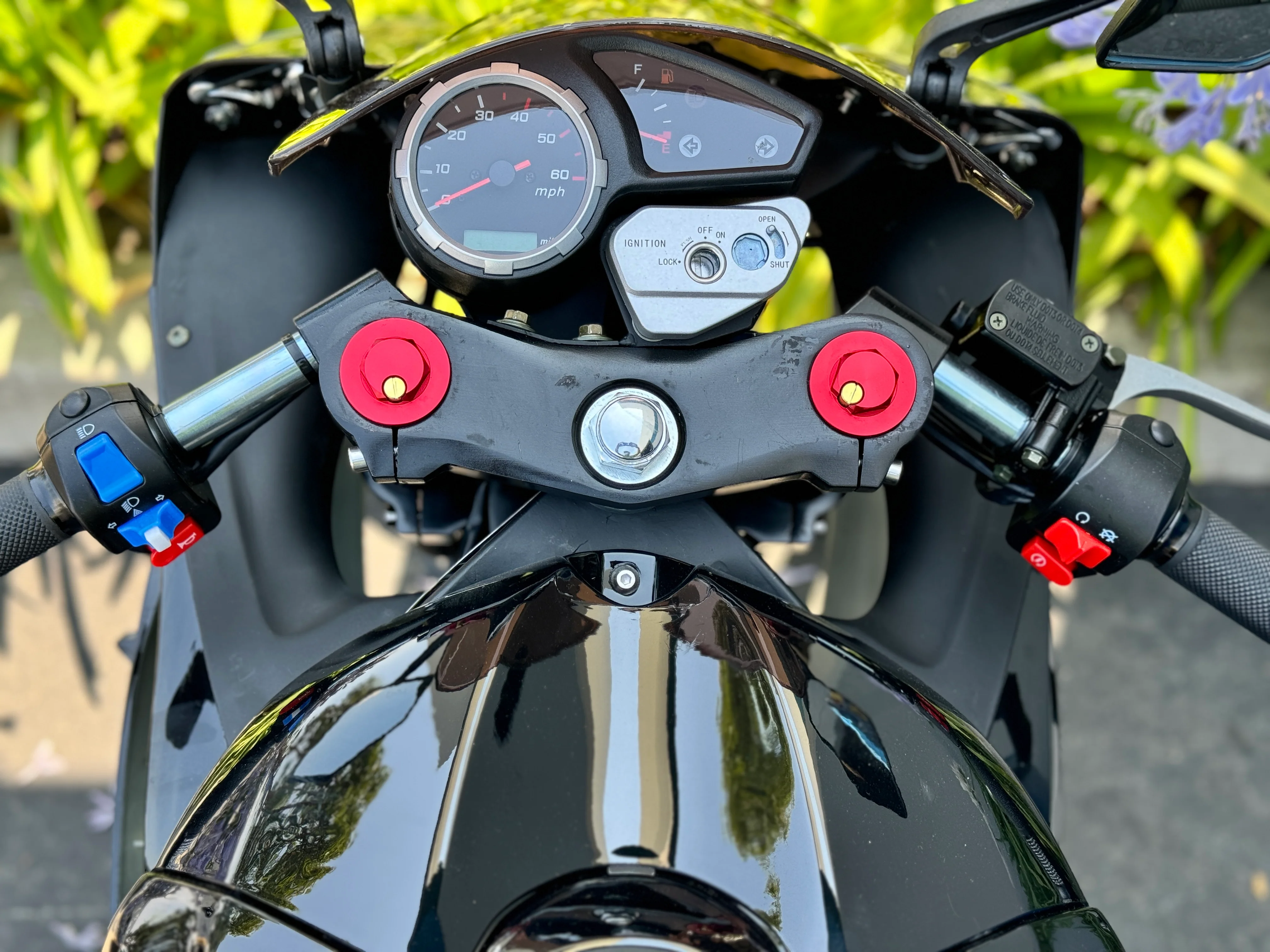 Venom x18 | 50cc Motorcycle | Automatic Transmission - Image 24